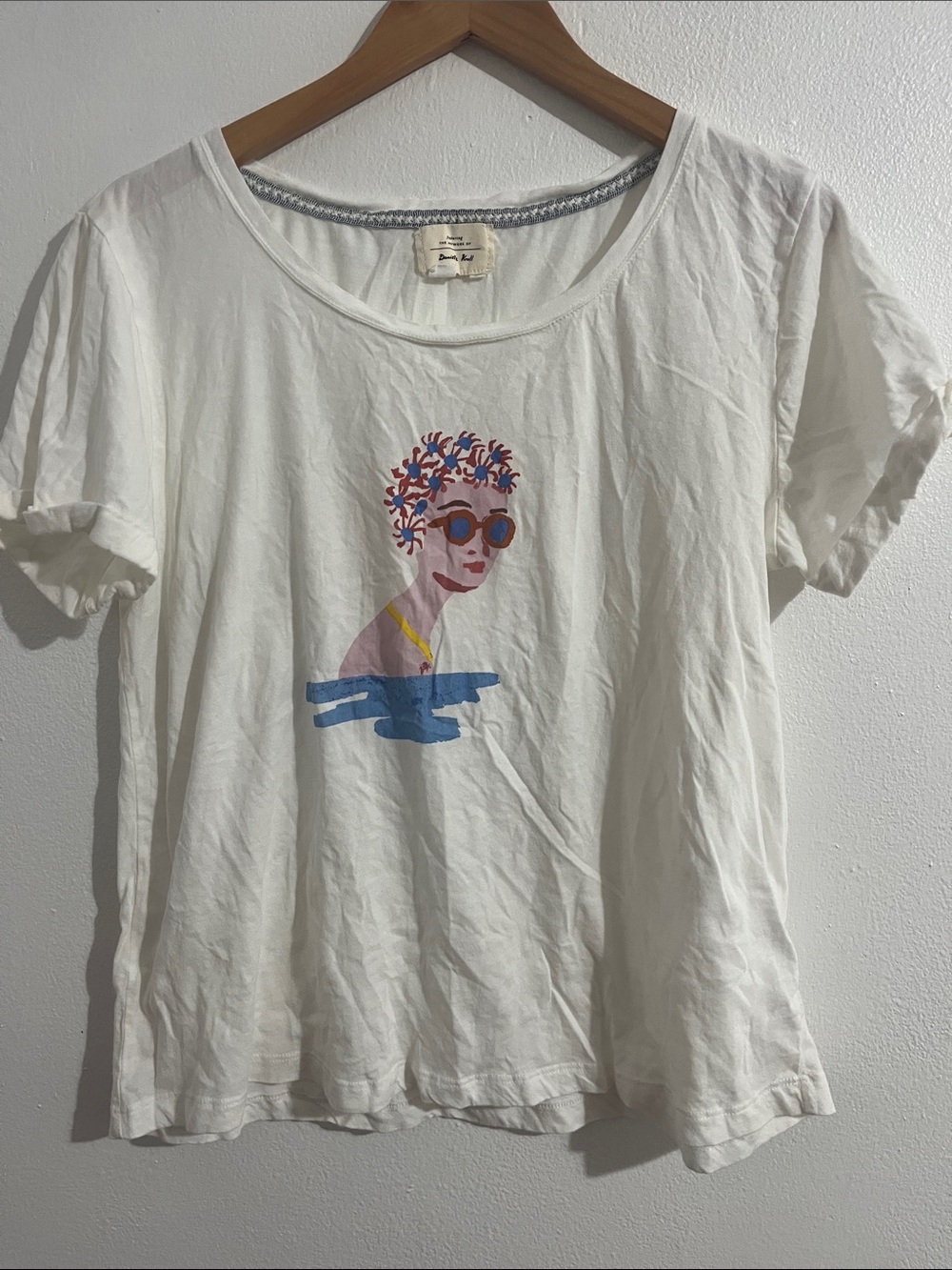 Anthropologie White Short Sleeve Tee with Colorful Graphic